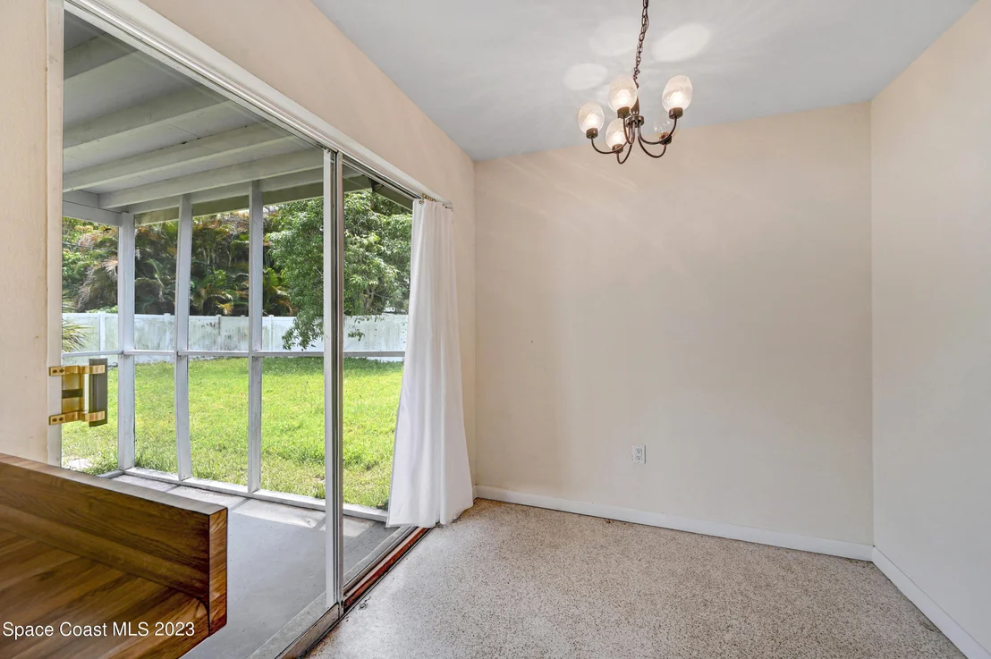 Photo of 1359 Ashwood Drive