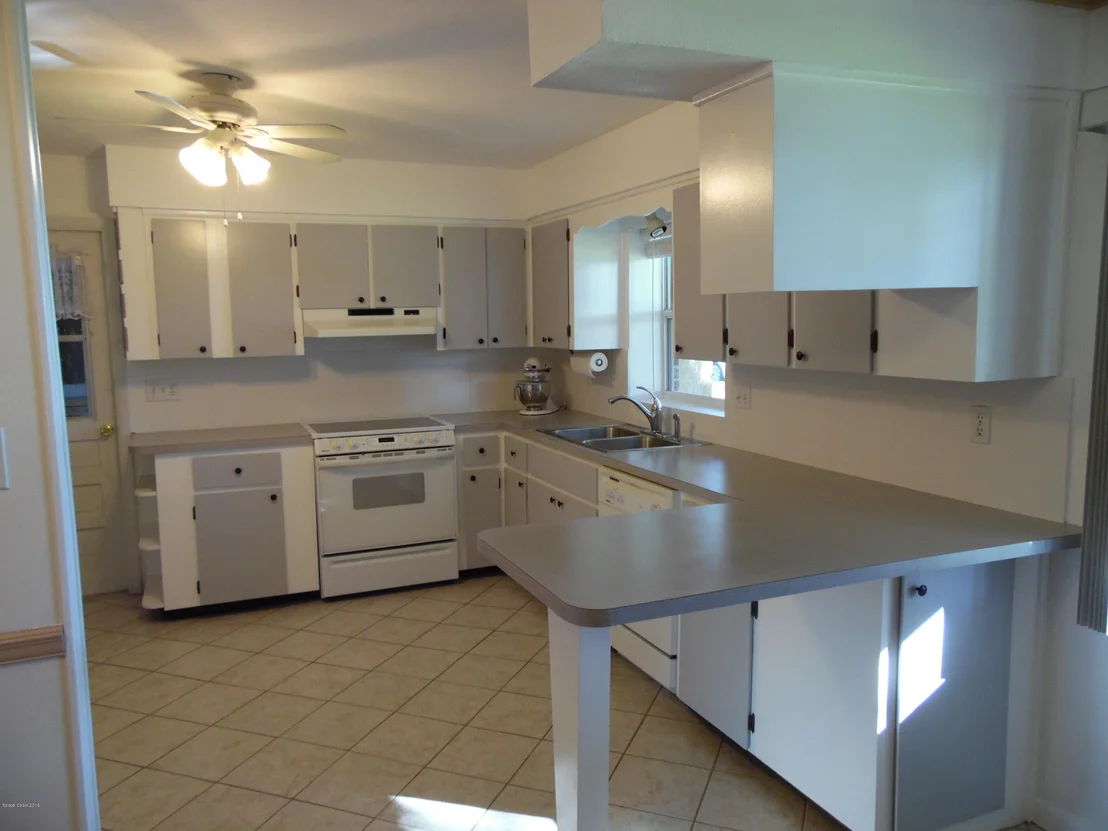 Photo of 818 Mallard Road