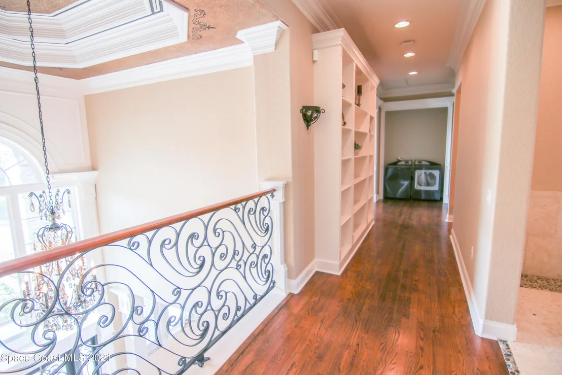 Photo of 228 Mclean Point