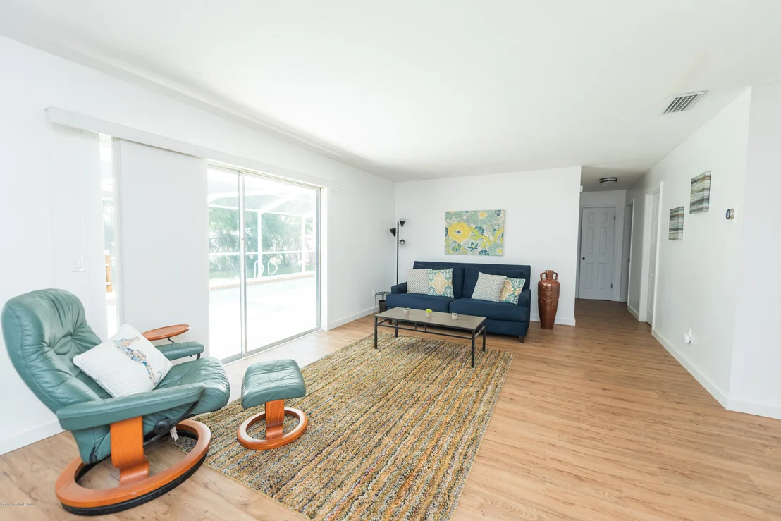 Photo of 1333 Estridge Drive
