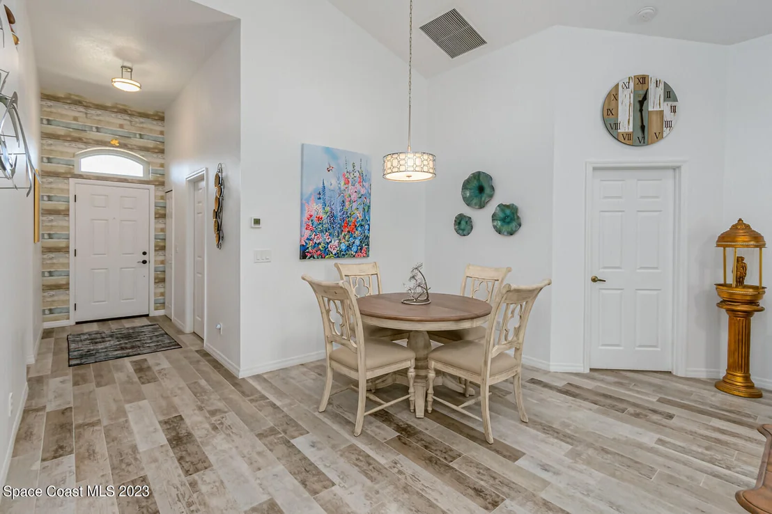 Photo of 1148 Pine Creek Circle NE