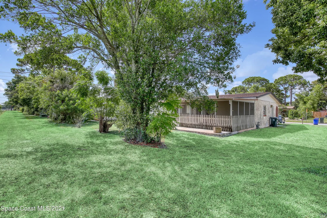 Photo of 1016 Coronado Drive