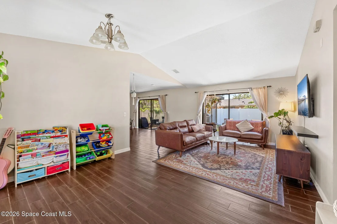 Photo of 917 Yorktowne Drive