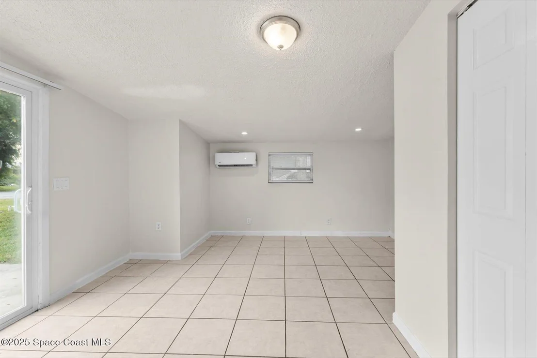 Photo of 7506 Roberts Road