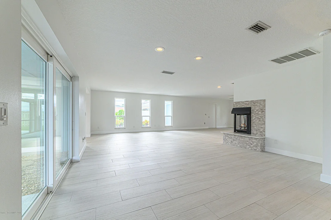 Photo of 280 Pompano Drive