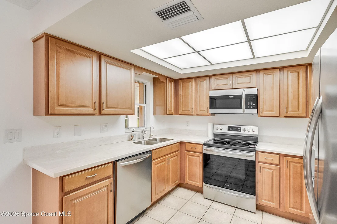 Photo of 722 Apollo Circle NE