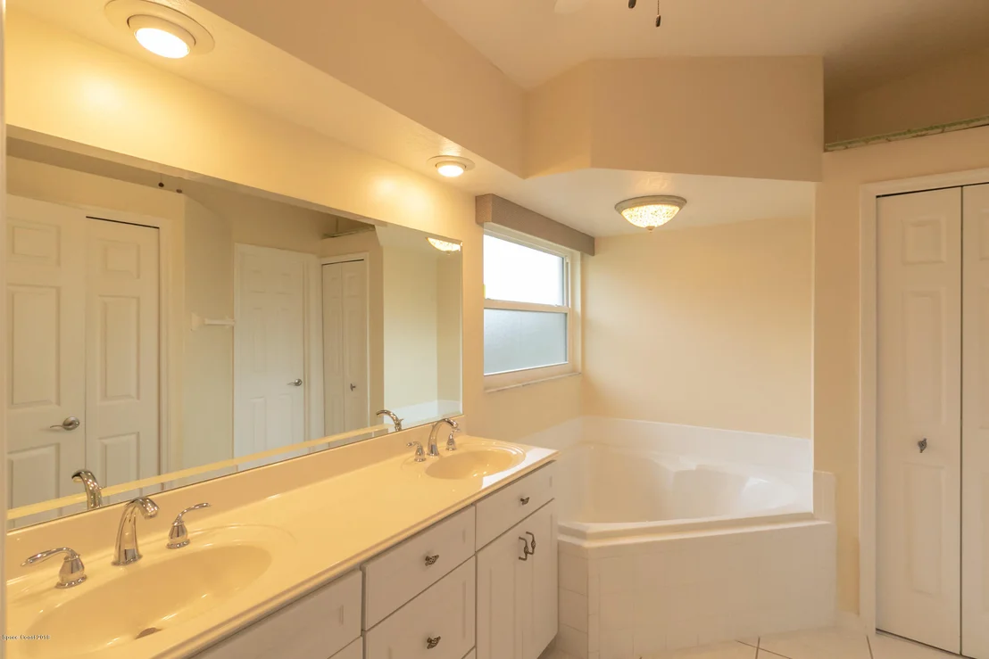 Photo of 707 Falls Creek Drive