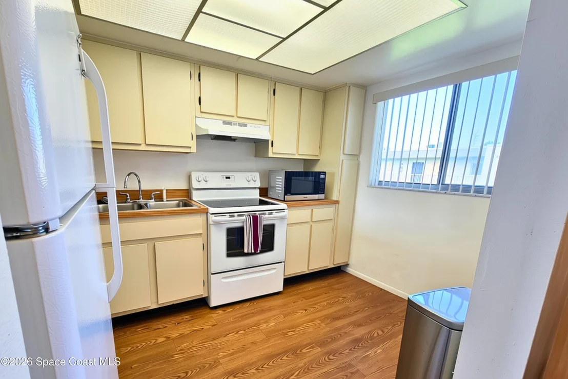Photo of Unit 224 at 3001 Thrush Drive