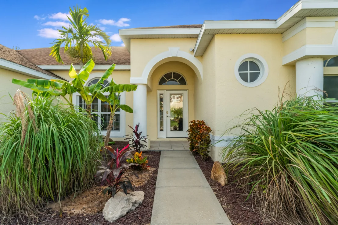 Photo of 3417 Peninsula Circle