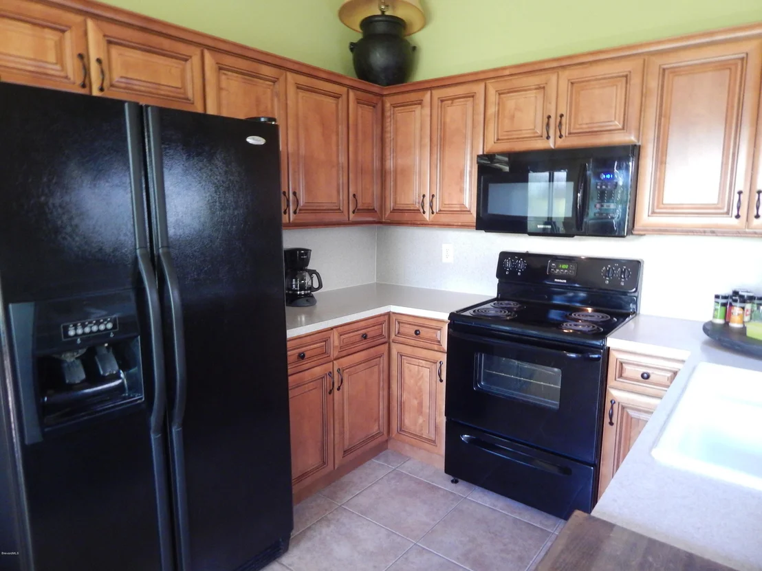 Photo of 836 NE Dewberry