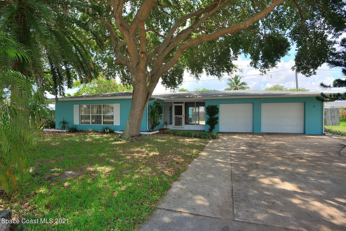 Photo of 555 Cinnamon Drive