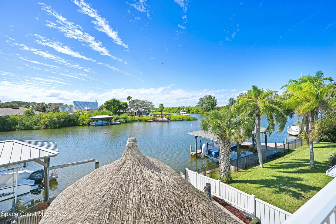 Photo of 414 Thrush Drive