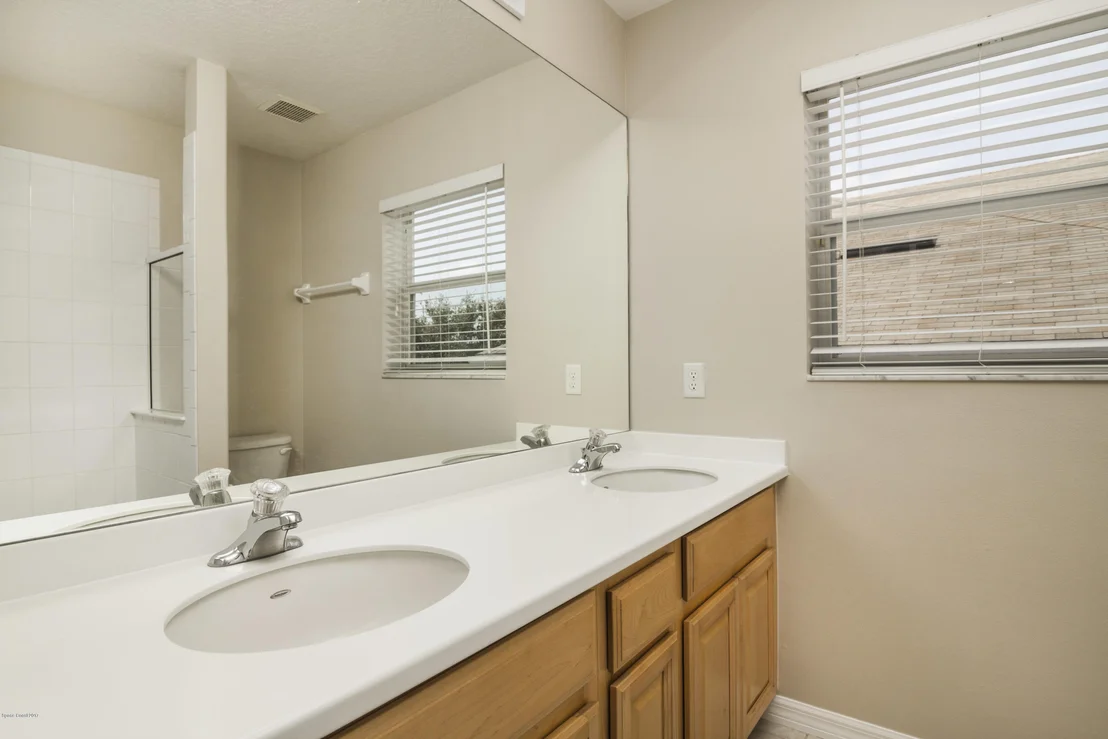 Photo of 2748 Bradfordt Drive