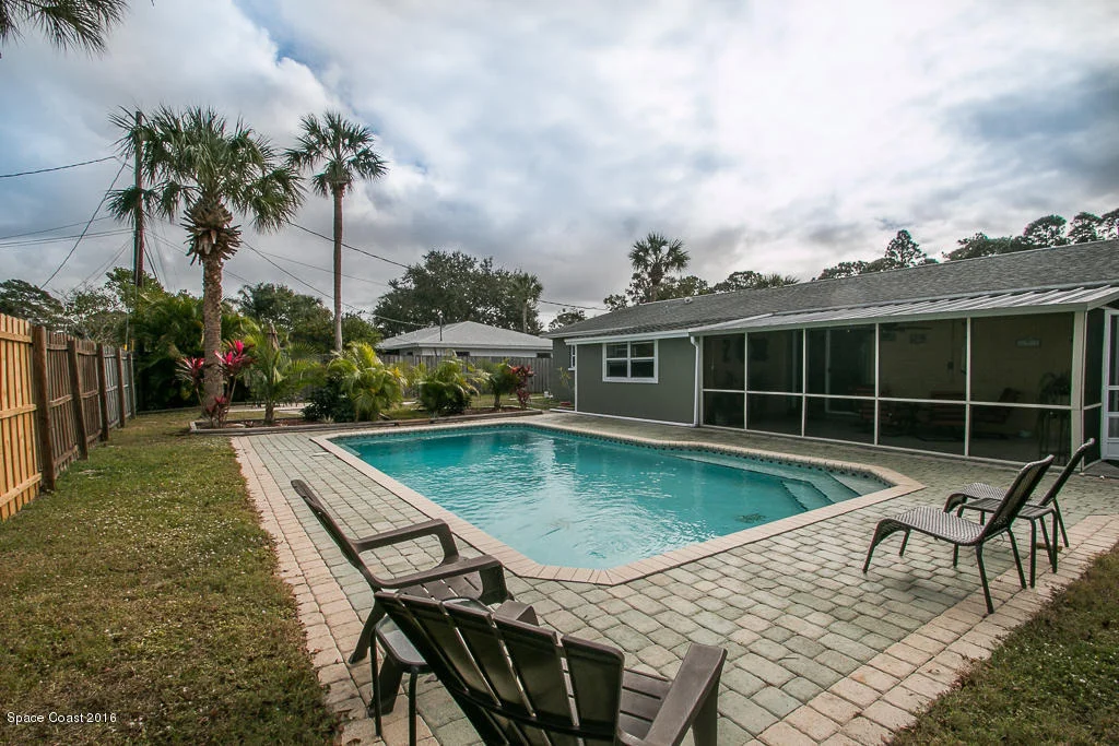 Photo of 1088 Hermosa Drive