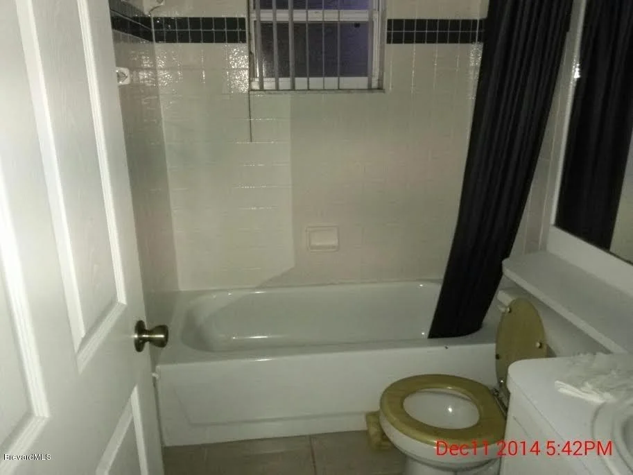 Photo of 4364 S Lakes Circle