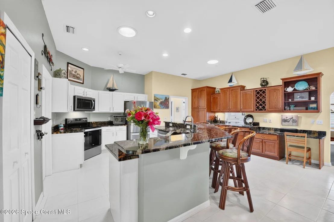 Photo of 1871 Thesy Drive