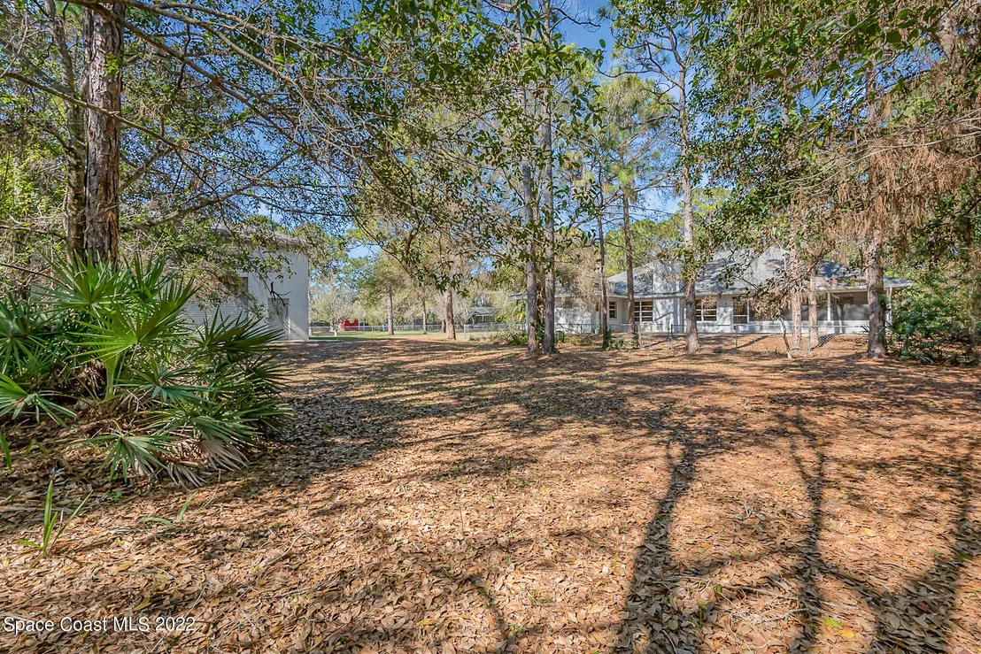 Photo of 2002 Mattison Drive NE