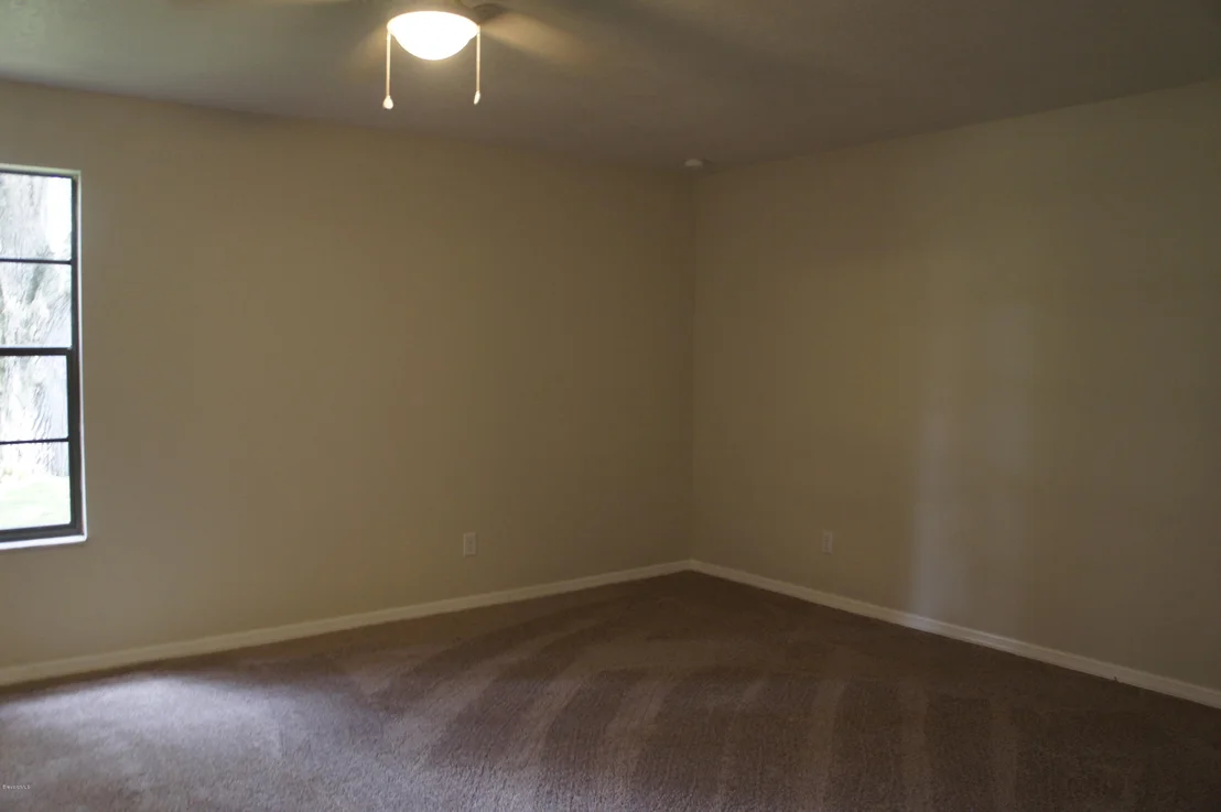 Photo of 1833 Oakwood