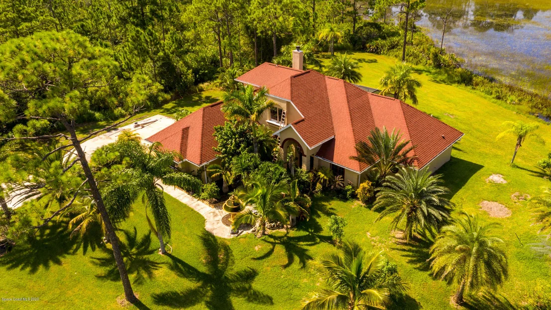 Photo of 1460 Grant Road