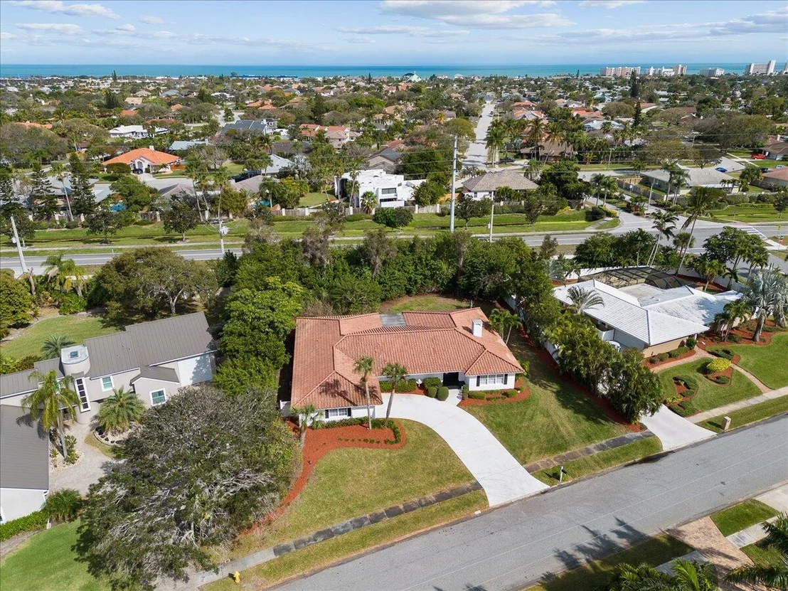 Photo of 716 Malibu Lane