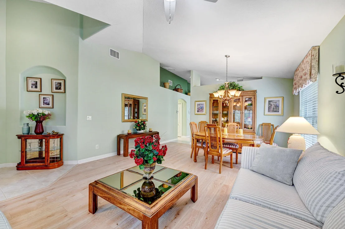 Photo of 7168 Broderick Drive