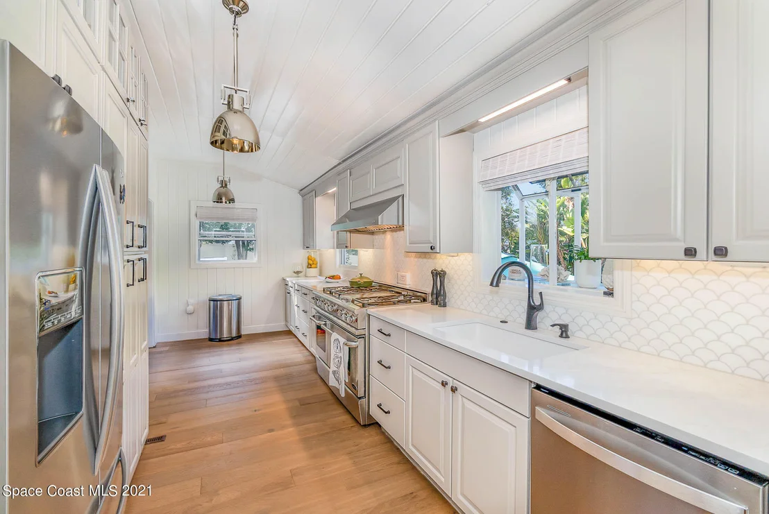 Photo of 40 Barton Avenue