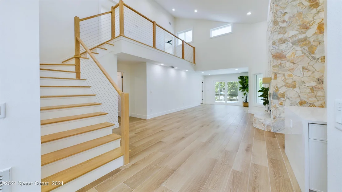 Photo of 396 Riverview Lane