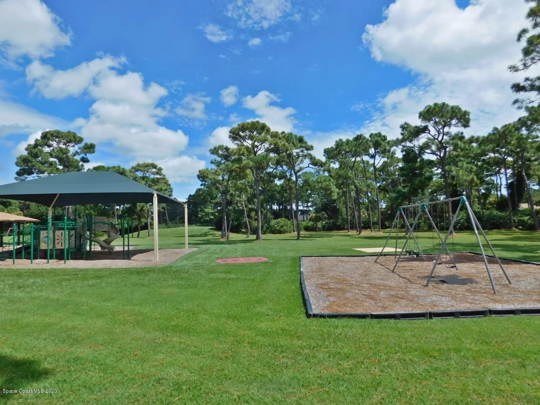 Photo of 602 Gina Lane
