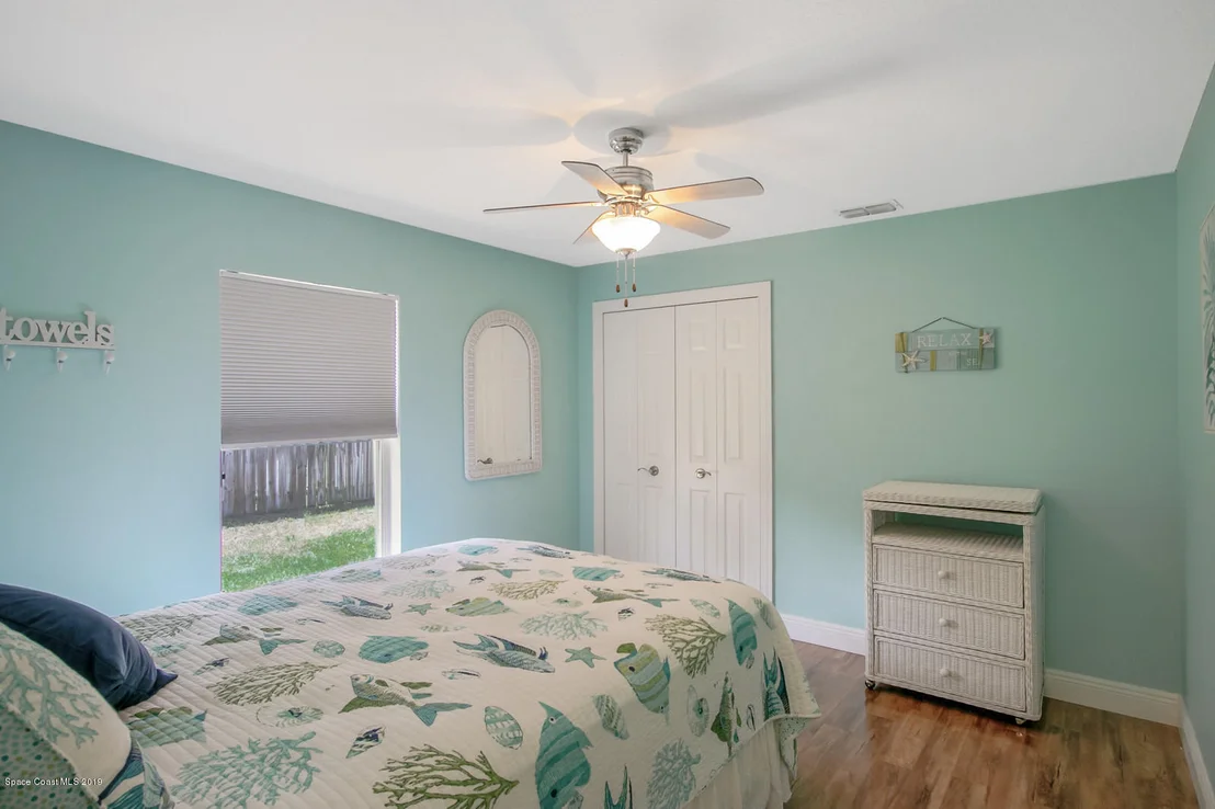 Photo of 2423 Mountain View Avenue