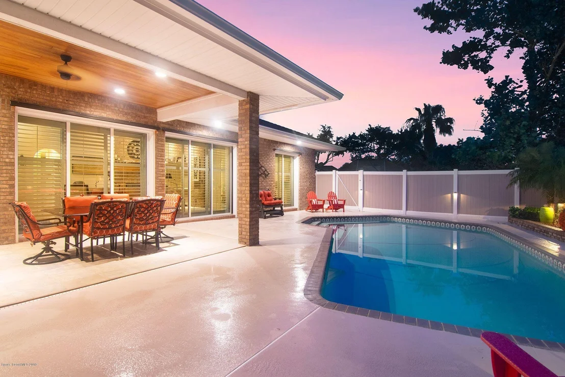 Photo of 1242 Silver Lake Drive