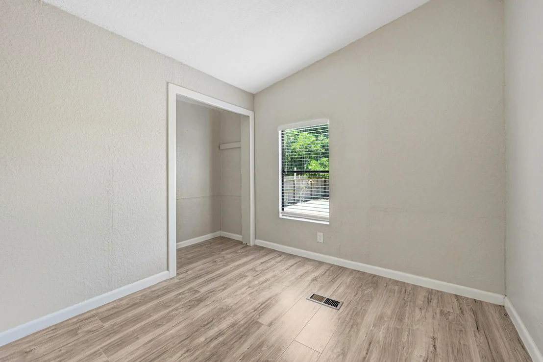 Photo of 1515 Seneca Drive
