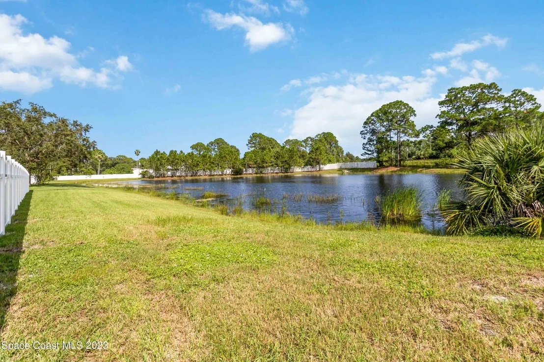 Photo of 2173 Windbrook Drive