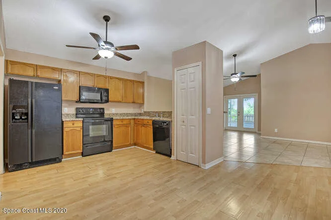 Photo of 320 Myrtlewood Road