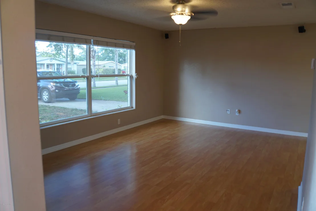 Photo of 988 Kings Post Road