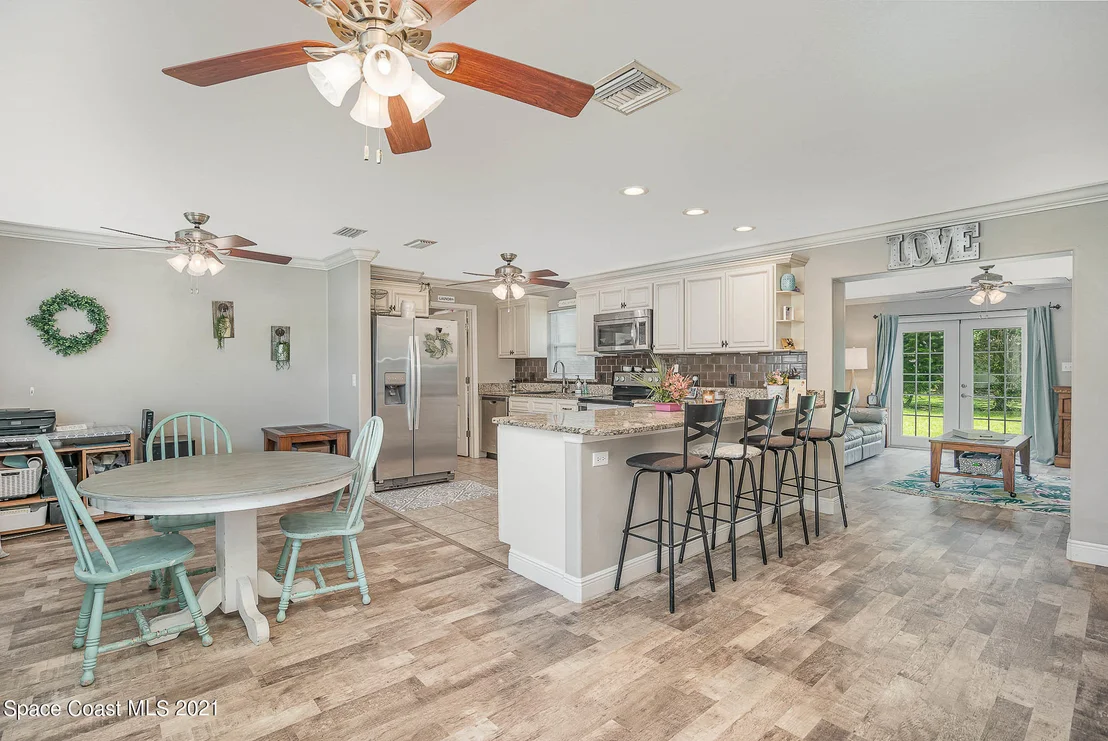 Photo of 1075 Judith Terrace