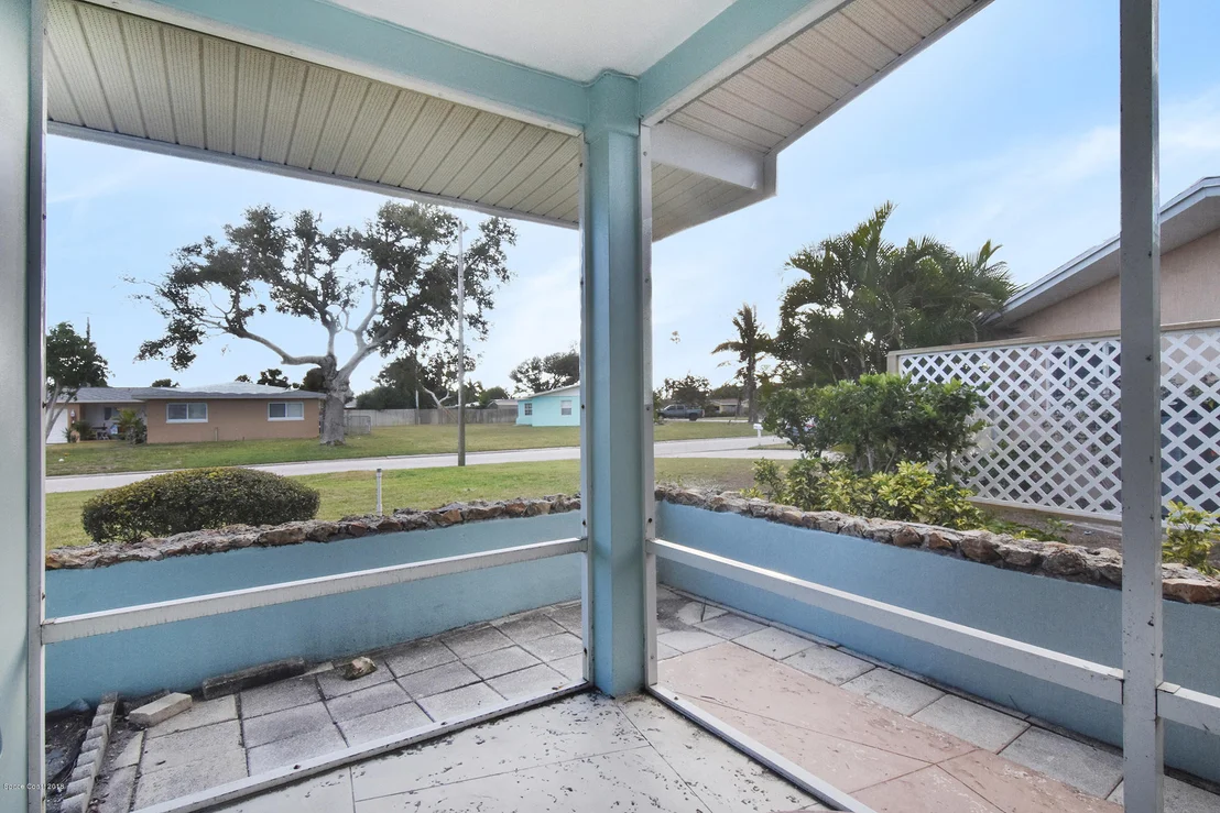Photo of 385 Formosa Drive