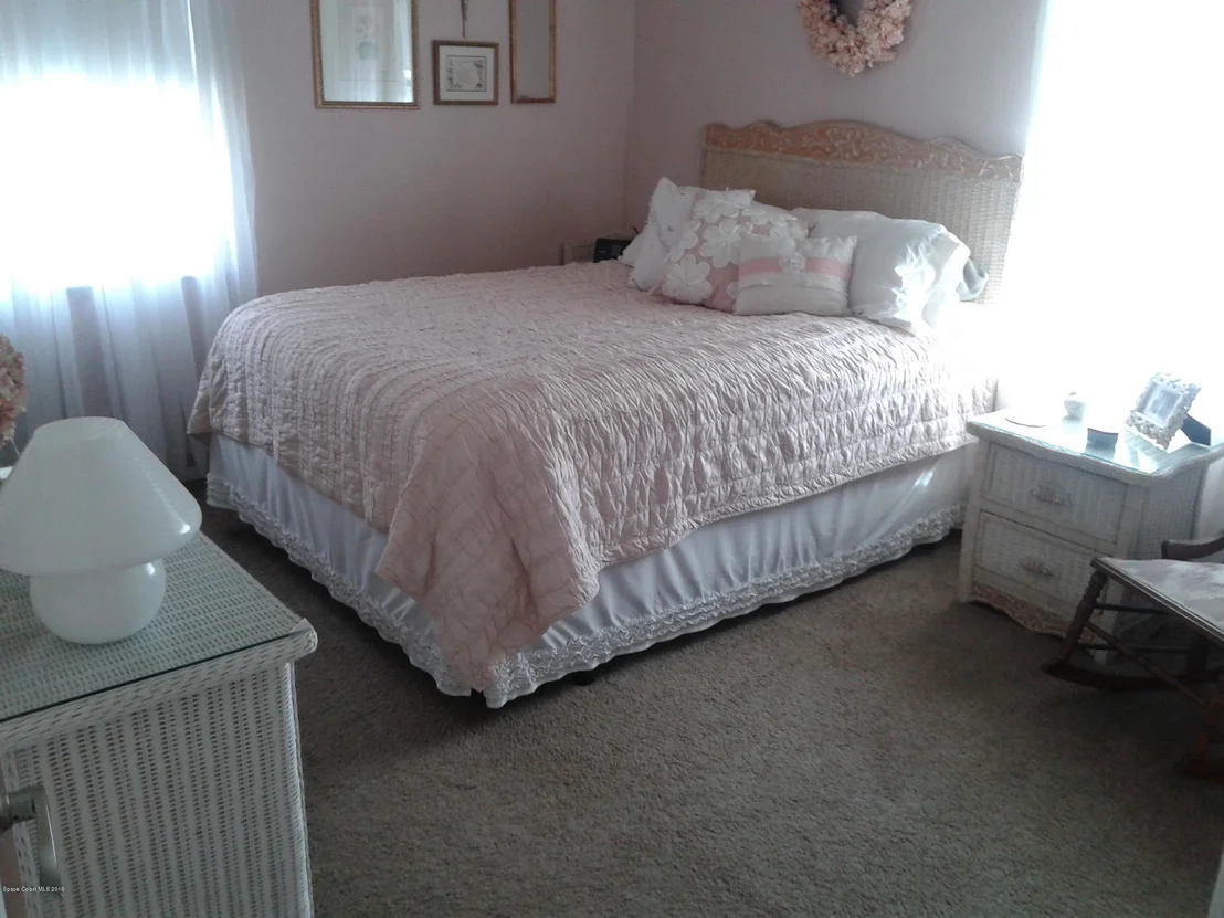Photo of 724 Gardenia Drive