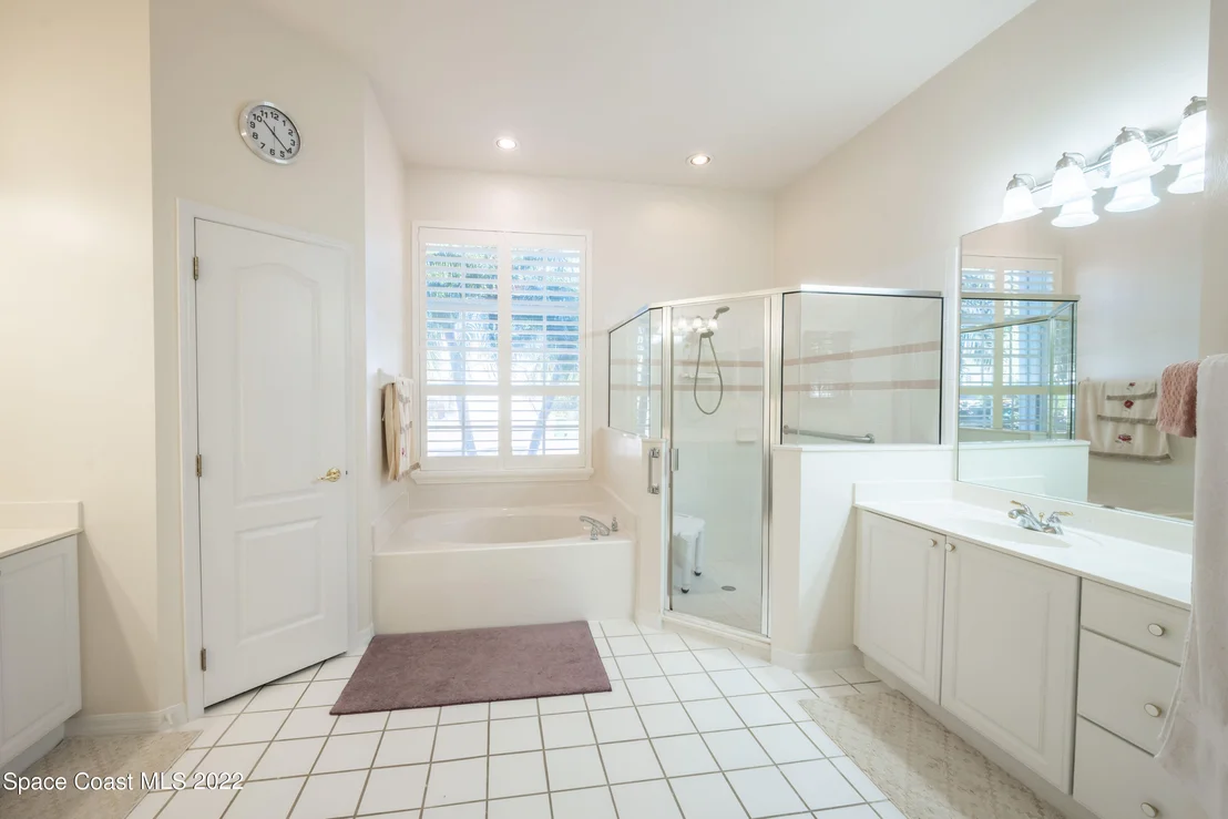 Photo of 697 Carriage Hill Road