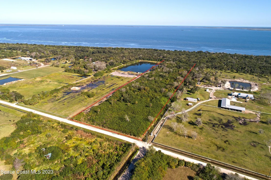 Photo of 3495 Hammock Road