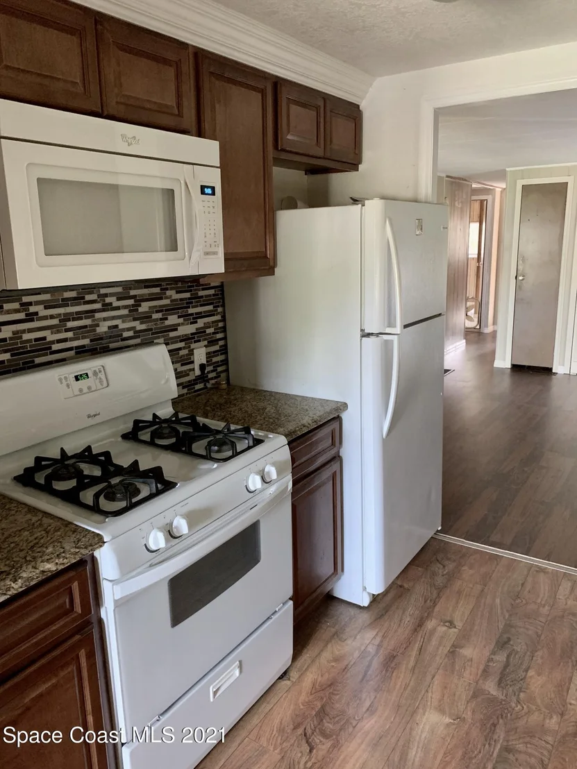 Photo of 195 Maplewood Boulevard
