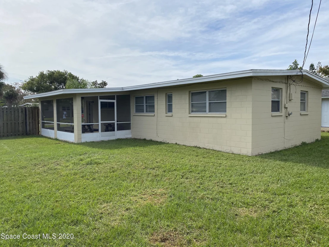 Photo of 1210 Duke Way