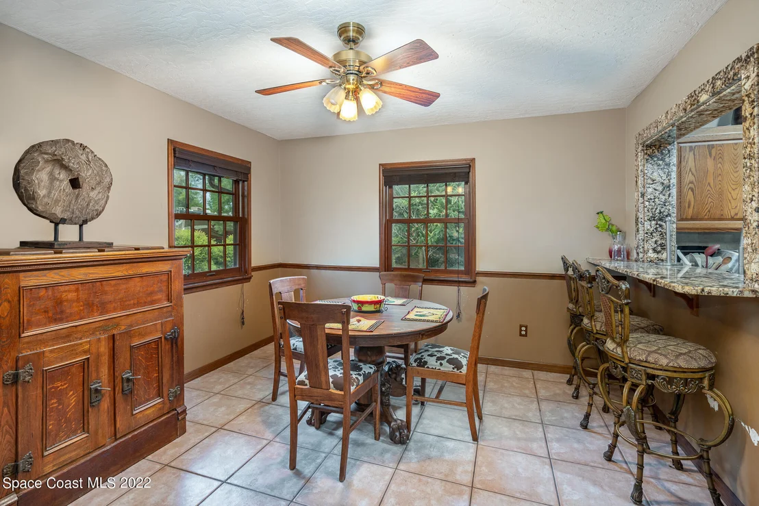 Photo of 515 Grant Road