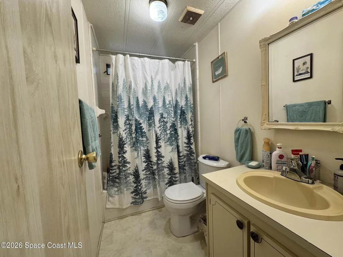 Photo of 7590 Blackhawk Road