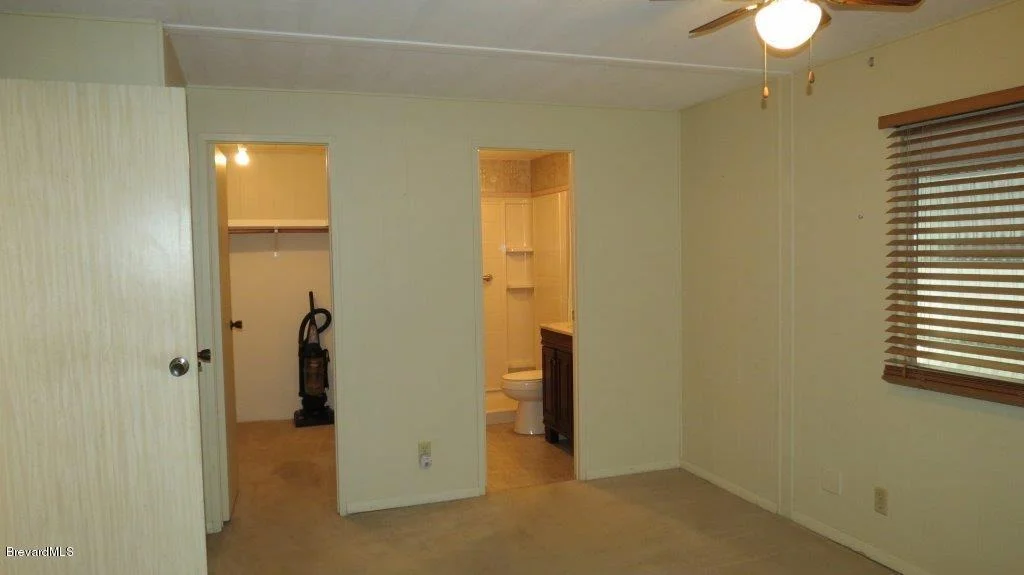 Photo of 2448 NE Royal Palm Drive