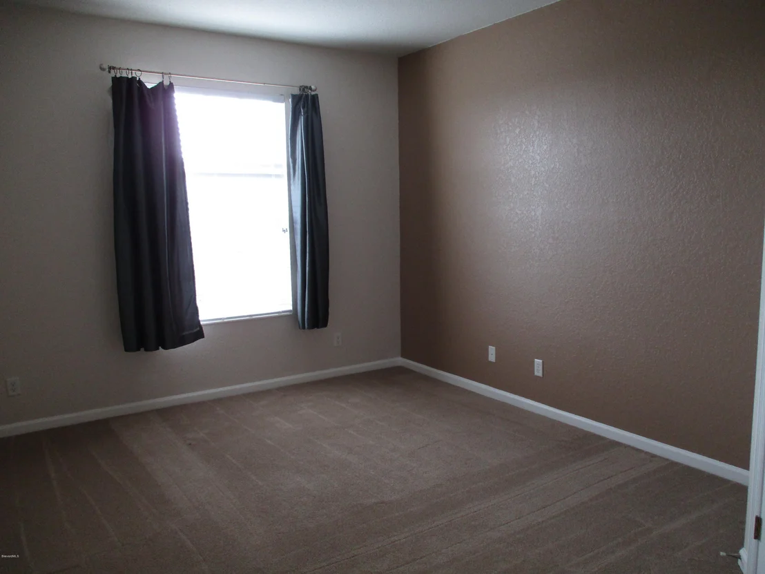 Photo of Unit 404 at 3848 Lexmark Lane