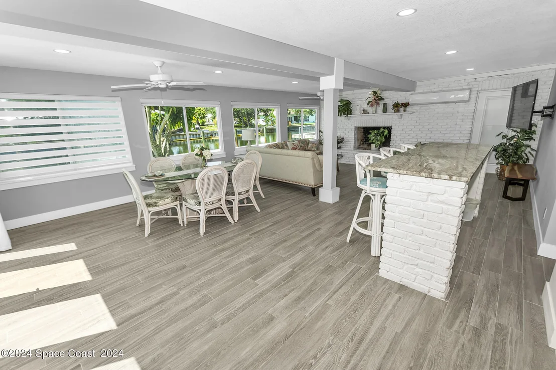 Photo of 492 Dempsey Drive