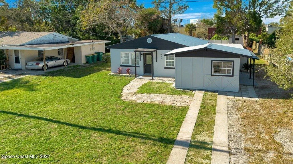 Photo of 652 Wisteria Drive
