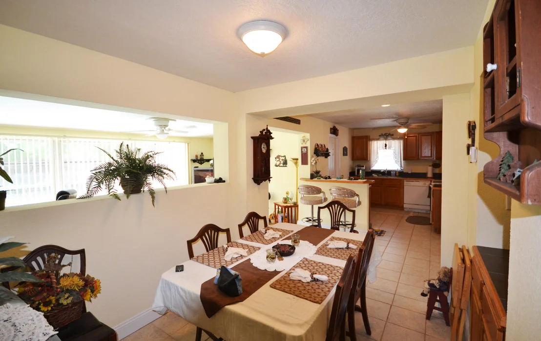 Photo of 1426 Albert Drive