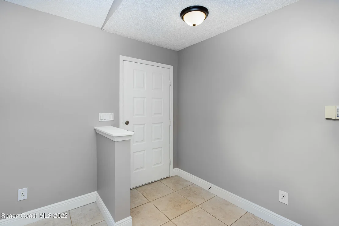 Photo of 5930 Deer Lane