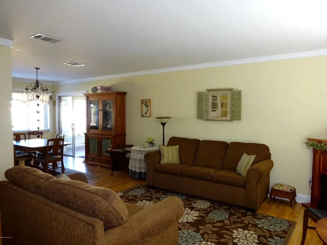 Photo of 1349 Freil Road NE
